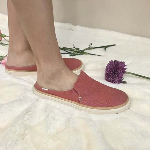 Toms slide on - Picture 4 of 6